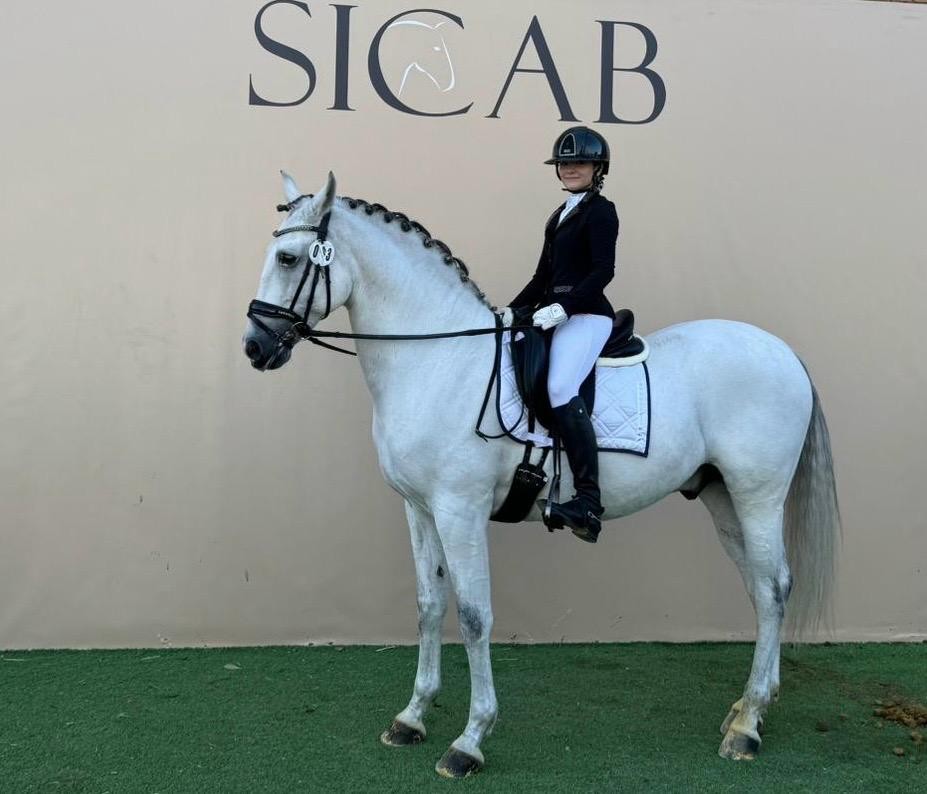 Erika Bernal Subcampeona del Mundo de Doma Clásica en categoría Juveniles 0* con caballos de Pura Raza Española