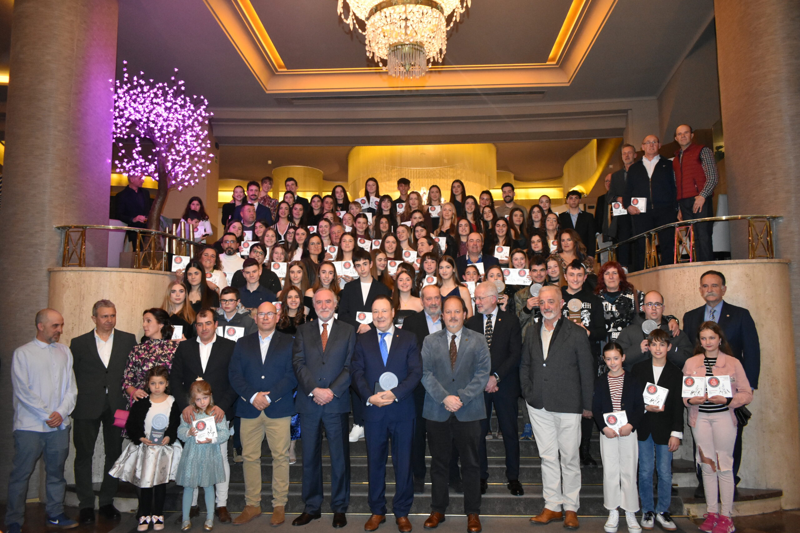 Éxito rotundo en la Gala anual de la Federación Navarra de Hípica celebrada en el Hotel Tres Reyes de Pamplona