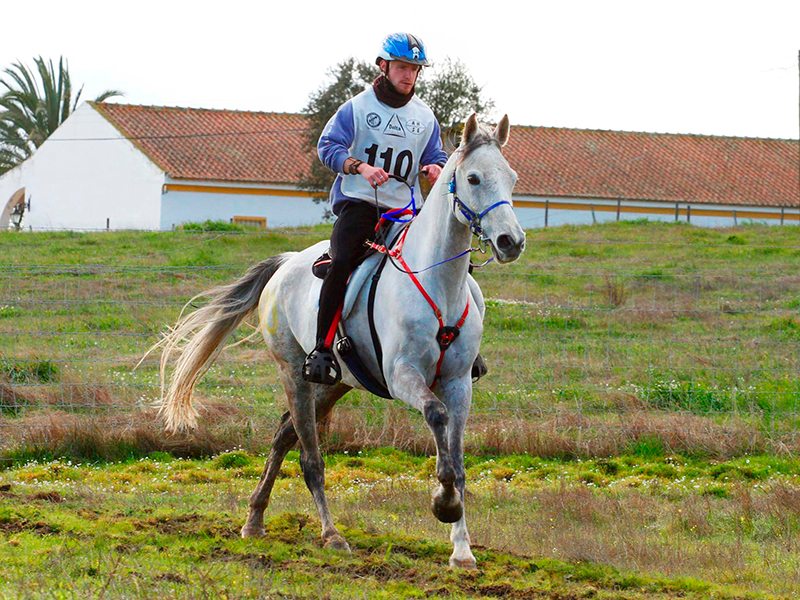 Tercera plaza para Ángel Ayestarán en el Raid Internacional de Santa Eulalia de Portugal